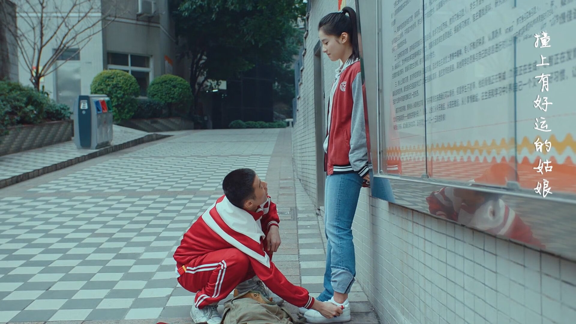 里昂整体推进速度加快打出流畅配合，里昂实力